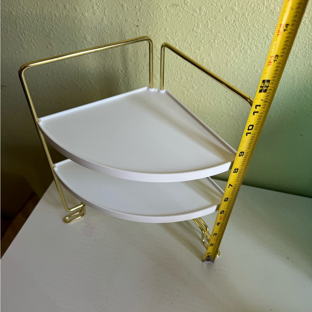 Corner self